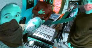 S11E04 27092020 "Bon anniv WW2W!"